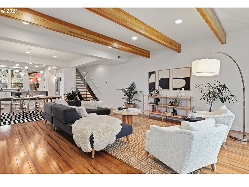 1st image of 3620 NE Rodney Ave #A