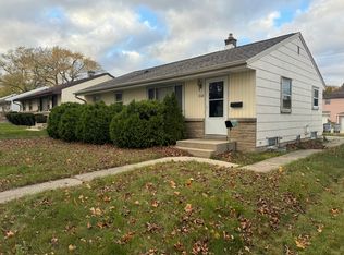 7716 W Kathryn Ave, Milwaukee, WI 53218