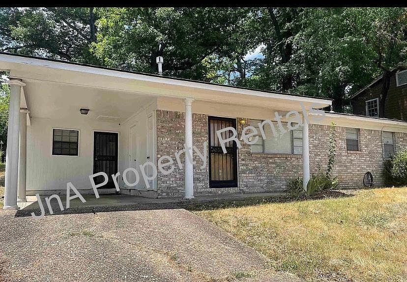 1st image of 2716 Dr Martin Luther King Dr