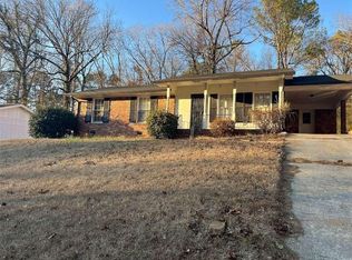 996 Forrest Cir SE, Atlanta, GA 30354