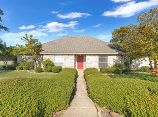900 Crestview Ln, Wylie, TX 75098