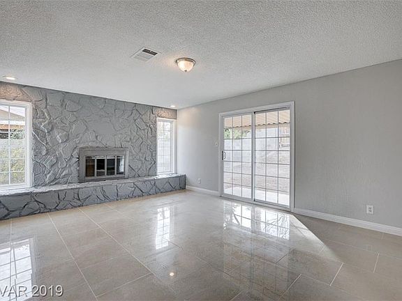 4th image of 3843 Ventura Way
