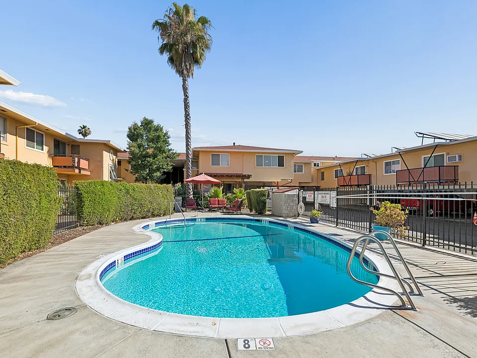 Arden Town Apartments