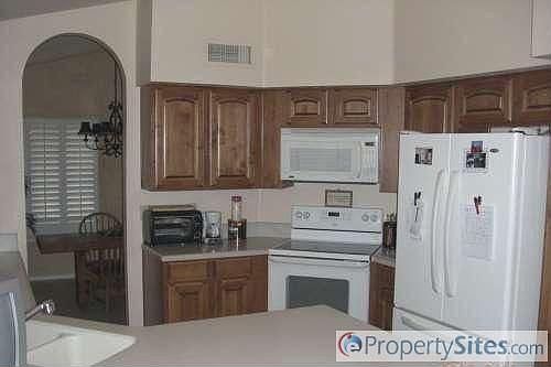3rd image of 15830 N 50th St