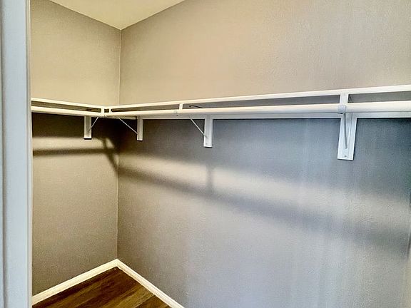 2nd image of 14609 Saticoy St APT 20