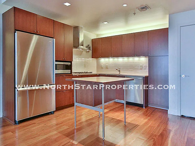 3570 SW River Pkwy #1807 — Photo 2