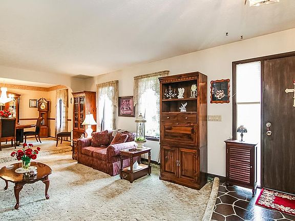 5th image of 4191 Rolling Hills Dr
