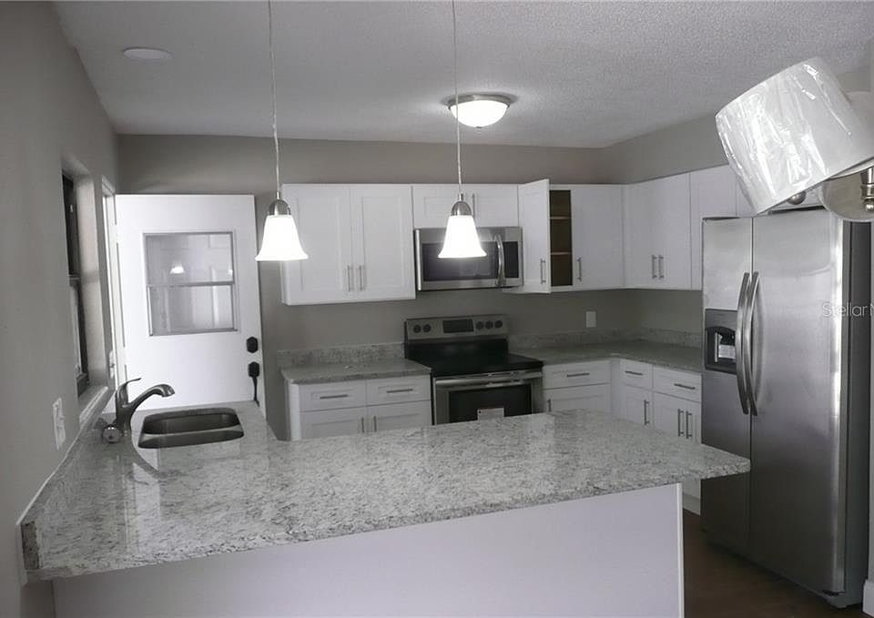 2nd image of 2342 Smiley Ave