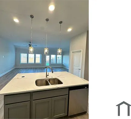 2116 Bloomsbury Ln — Photo 35