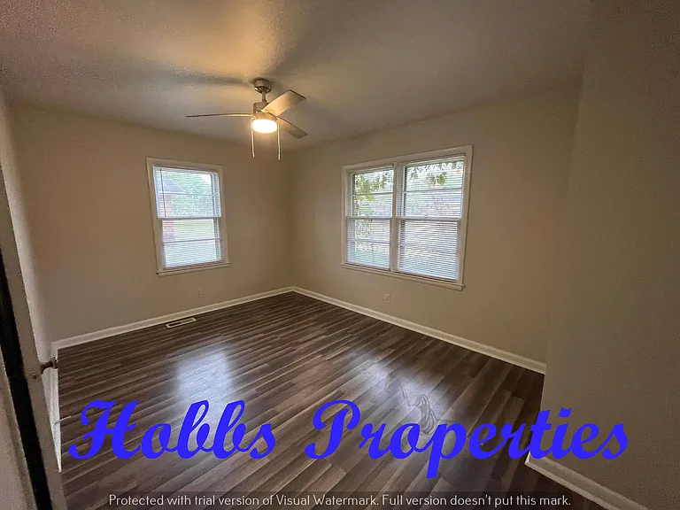 1601 Florence St — Photo 7