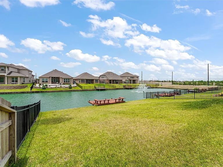 24014 Corinaldo Ct — Photo 45