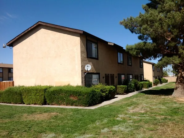 16280 Sequoia Ave, 16280 Sequoia St APT 7, Hesperia, CA 92345