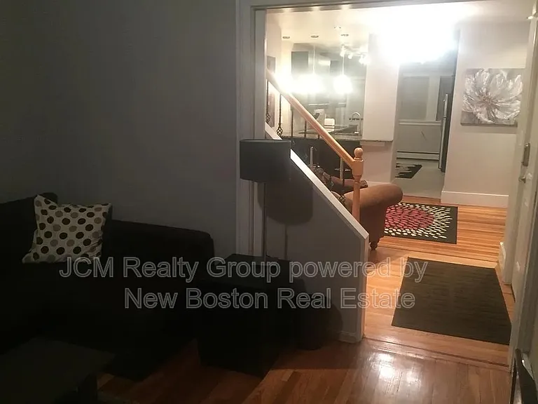 18 West St — Photo 6