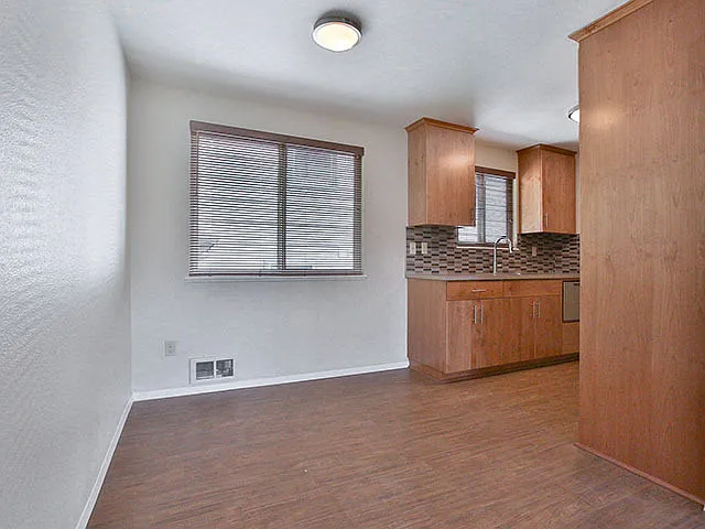 3553 SE Yamhill St — Photo 7