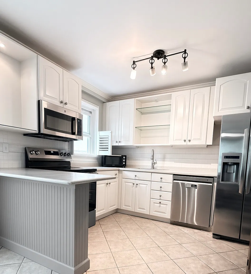 3 bed, 1.5 bath, 1136 sqft, $3,595 — Photo 4