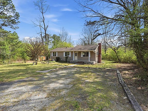 3rd image of 6119 Jeanne Dr
