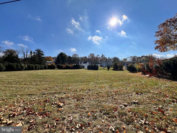 1342 Rising Sun Ave, Temple, PA 19560