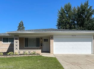 7679 Provincial Rd, Canton, MI 48187