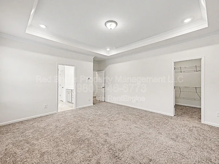11026 Lochmere Rd — Photo 21