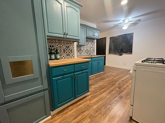 4th image of 5304 Union Pacific Ave #1