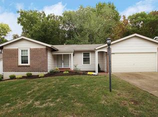 1186 Greenmar Dr, Fenton, MO