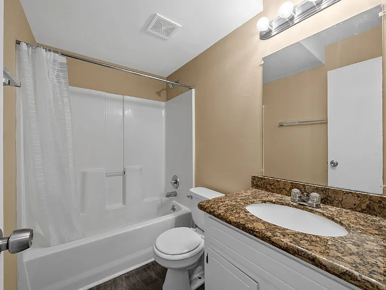 3284 Tower Dr #D — Photo 19