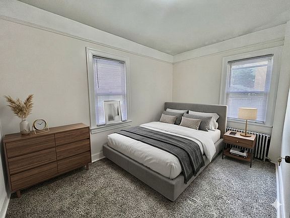 3rd image of 17 Eastman Pl Floor 1