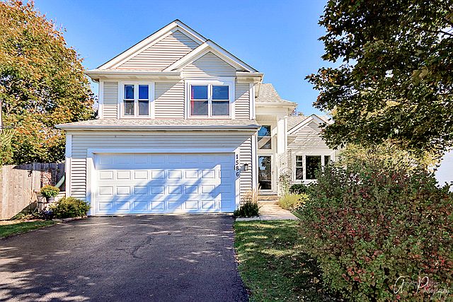 1st image of 1586 Oxford Cir