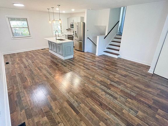 Kitchen / Living / Dining