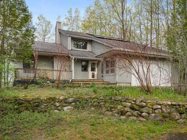 2385 Manitou Trl, Harbor Springs, MI 49740
