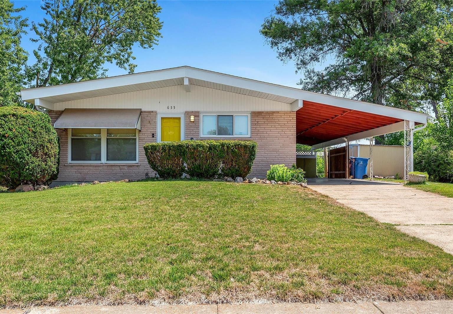 655 Pelican Ln, Florissant, MO 63031 MLS 23044379 Zillow