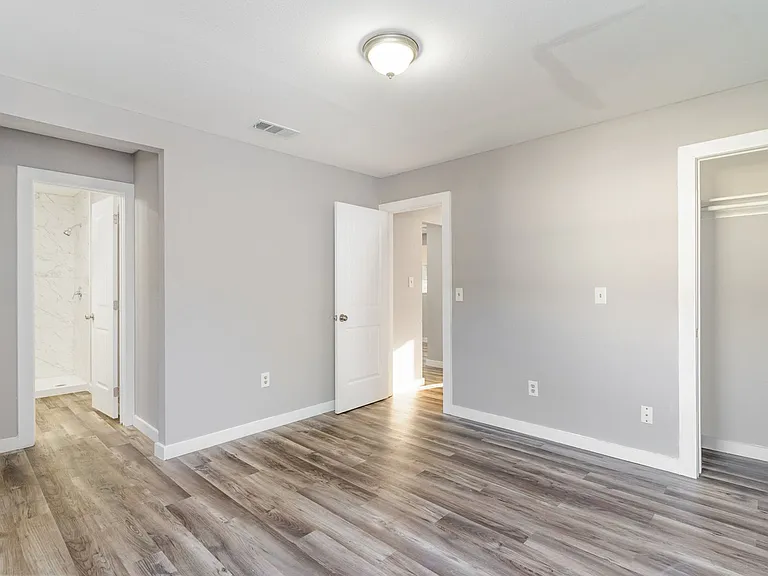 4804 Fellows Ln — Photo 12