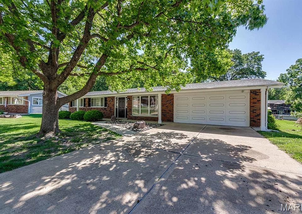 1st image of 20 Elderwood Ct