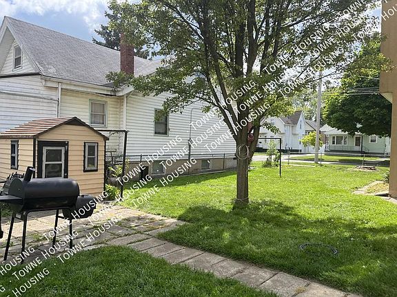 2nd image of 449 27th St #3