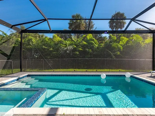 12456 Violet LN, NAPLES, FL 34120