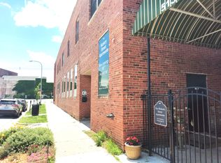 513 N Hickory St #105, Champaign, IL 61820