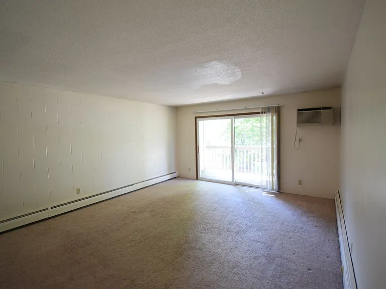 Southwood Flats — Photo 4