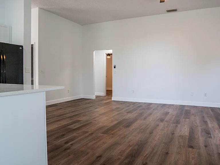 8848 Parliament Ct — Photo 6