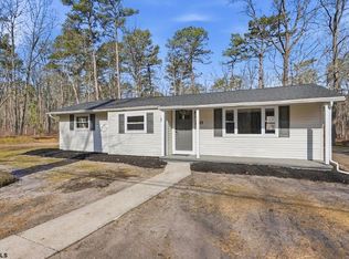 2011 Deer Track Ln, Hammonton, NJ 08037
