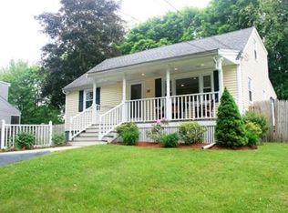 10 Moffett St, Methuen, MA 01844
