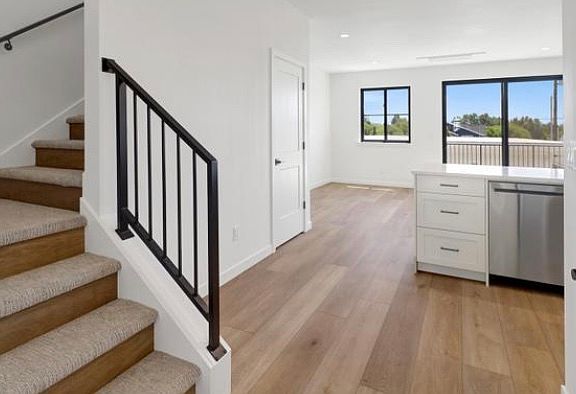 2nd image of 105 S 8th St #102