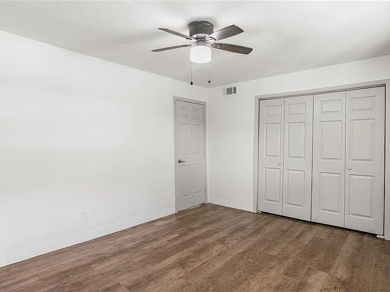2819 Berry St #8 — Photo 11