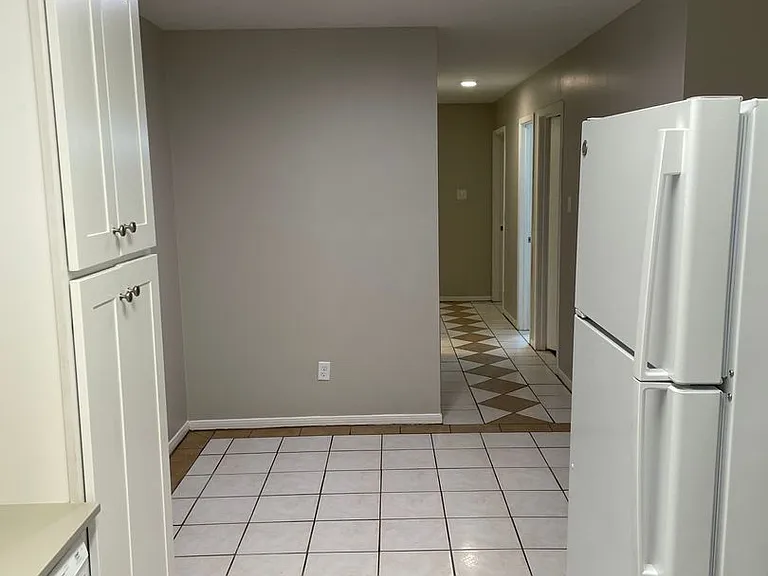 809 San Saba Dr — Photo 8