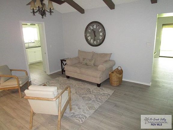 3rd image of 5133 Manana Cir
