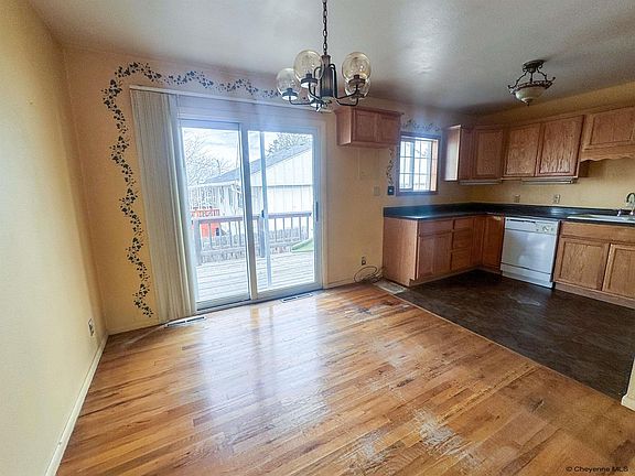 5th image of 1200 W Jefferson Rd