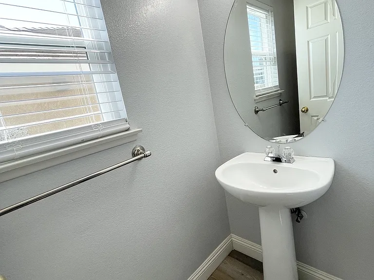 15096 Fox Ridge Dr — Photo 4
