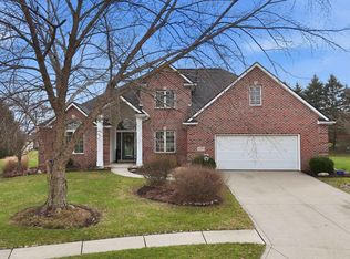 1127 Obsidian Ln, Fort Wayne, IN 46845