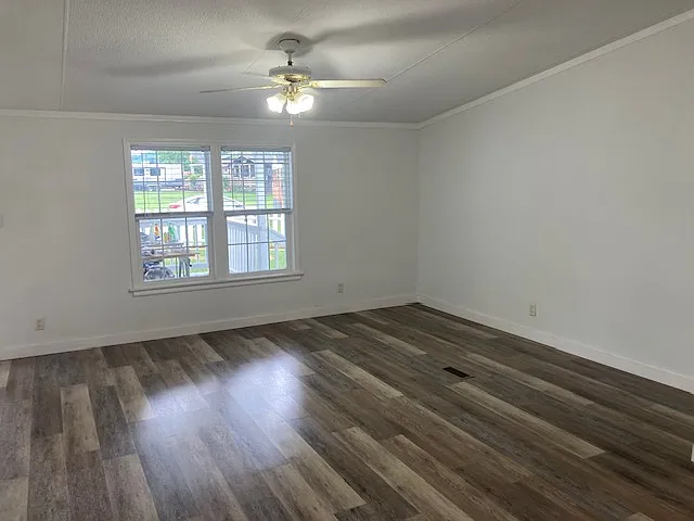 121 J F Morris Dr — Photo 6