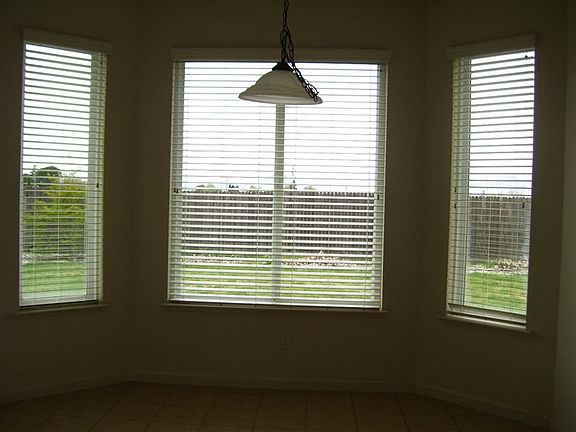 5th image of 2418 Shelby Ct