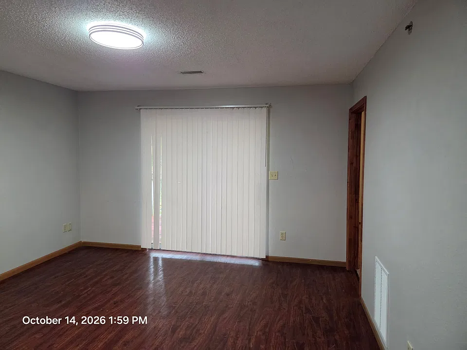 1068 Mace Rd #9